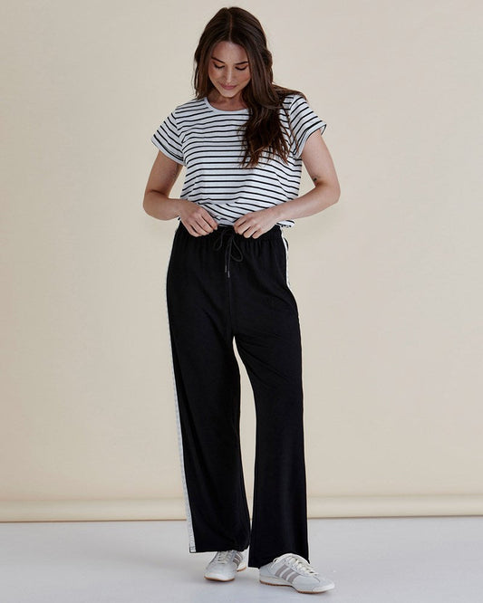Betty Basics Evelyn Wide Leg Jogger (Black Trim)