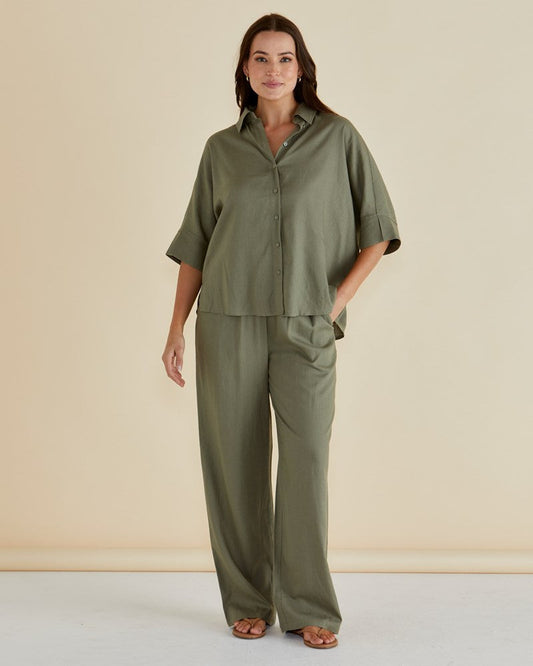 Betty Basics Lynwood Linen Shirt (Olive)
