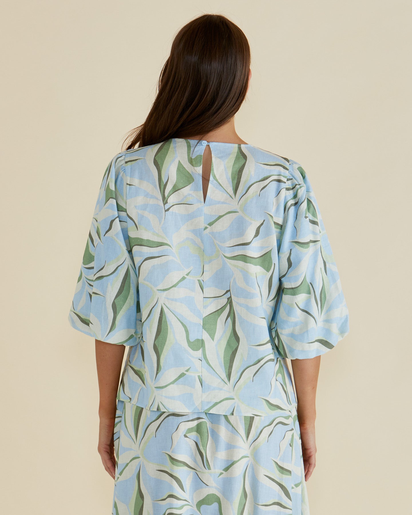 Betty Basics Belize Blouse (Garden Print)