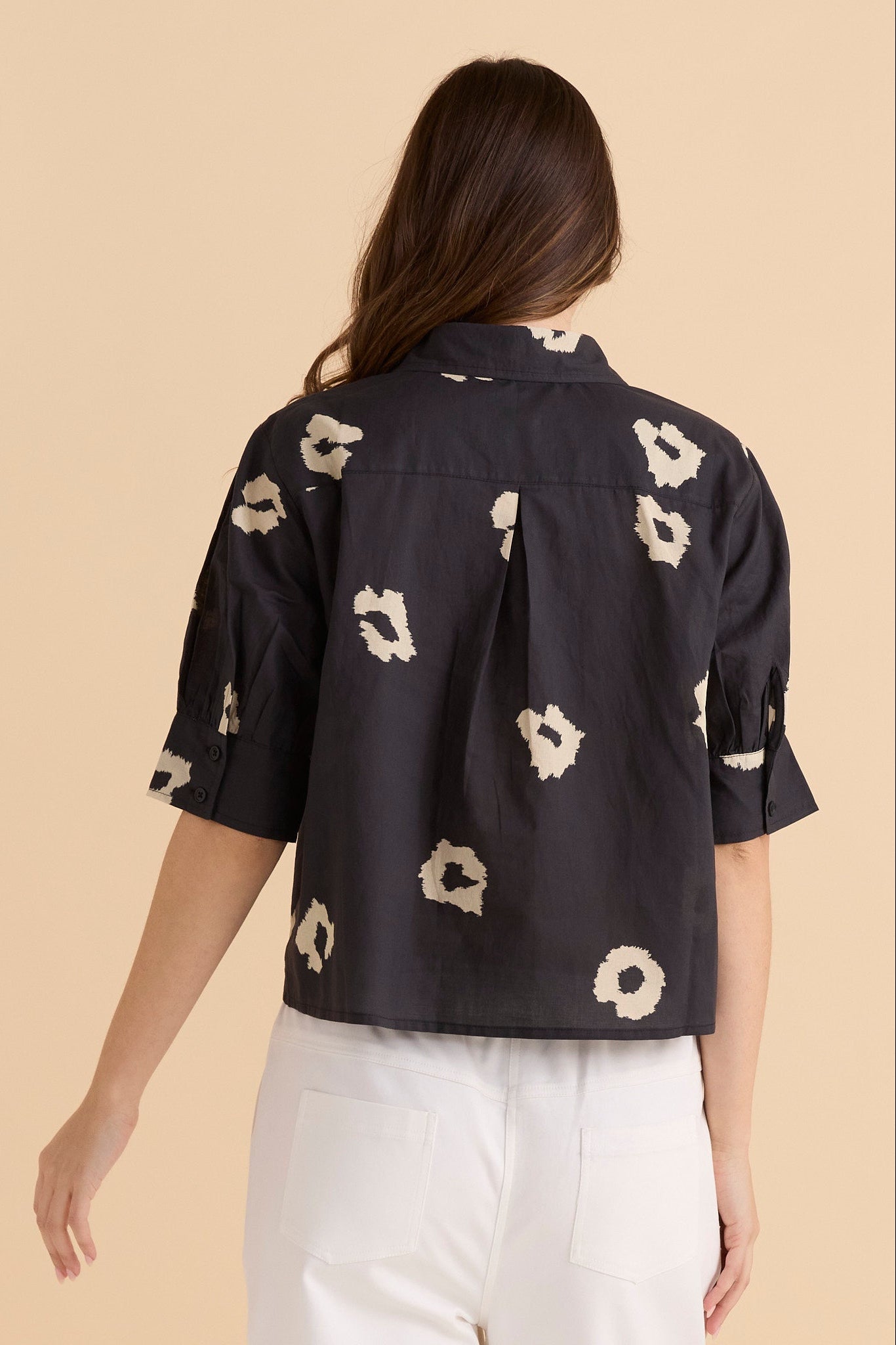 Betty Basics Reagan Poplin Shirt (Leopard Print)