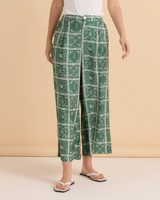 Betty Basics Pearl Palazzo Pant (Floral Tile Print)