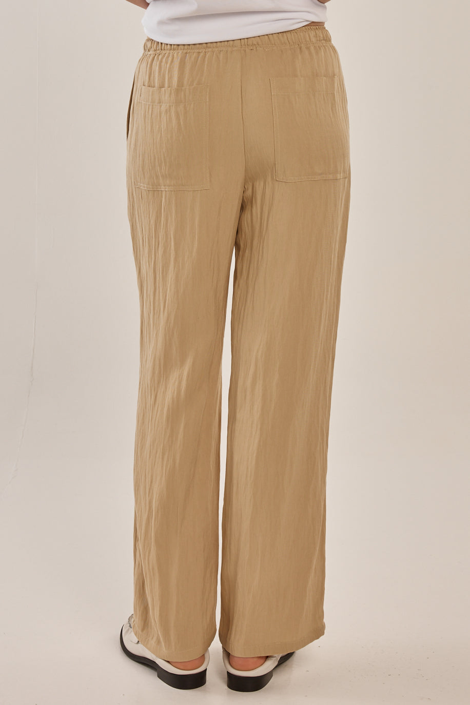 Betty Basics Sutton Relax Pant (Beige)