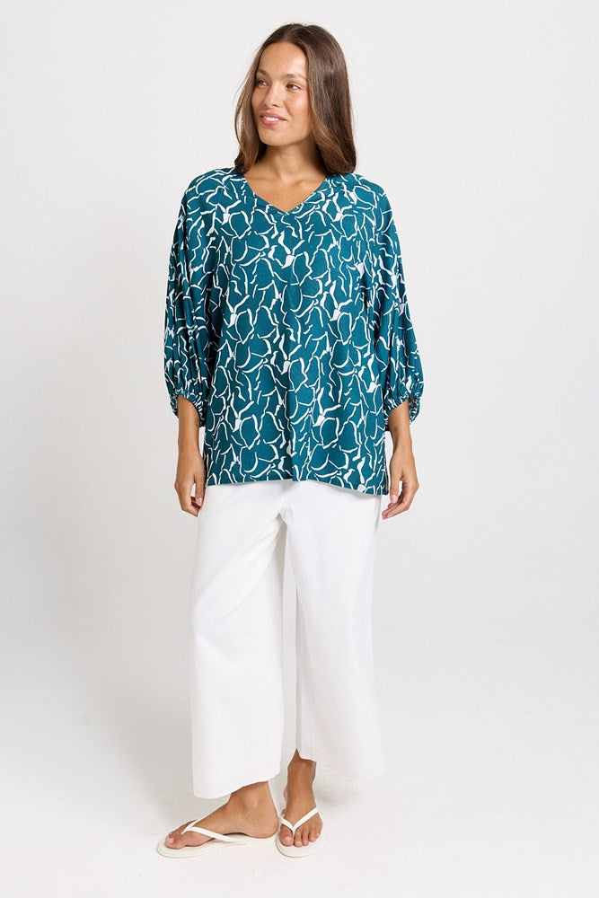 Betty Basics Bella Linen Blend Blouse (Teal Petal Print)