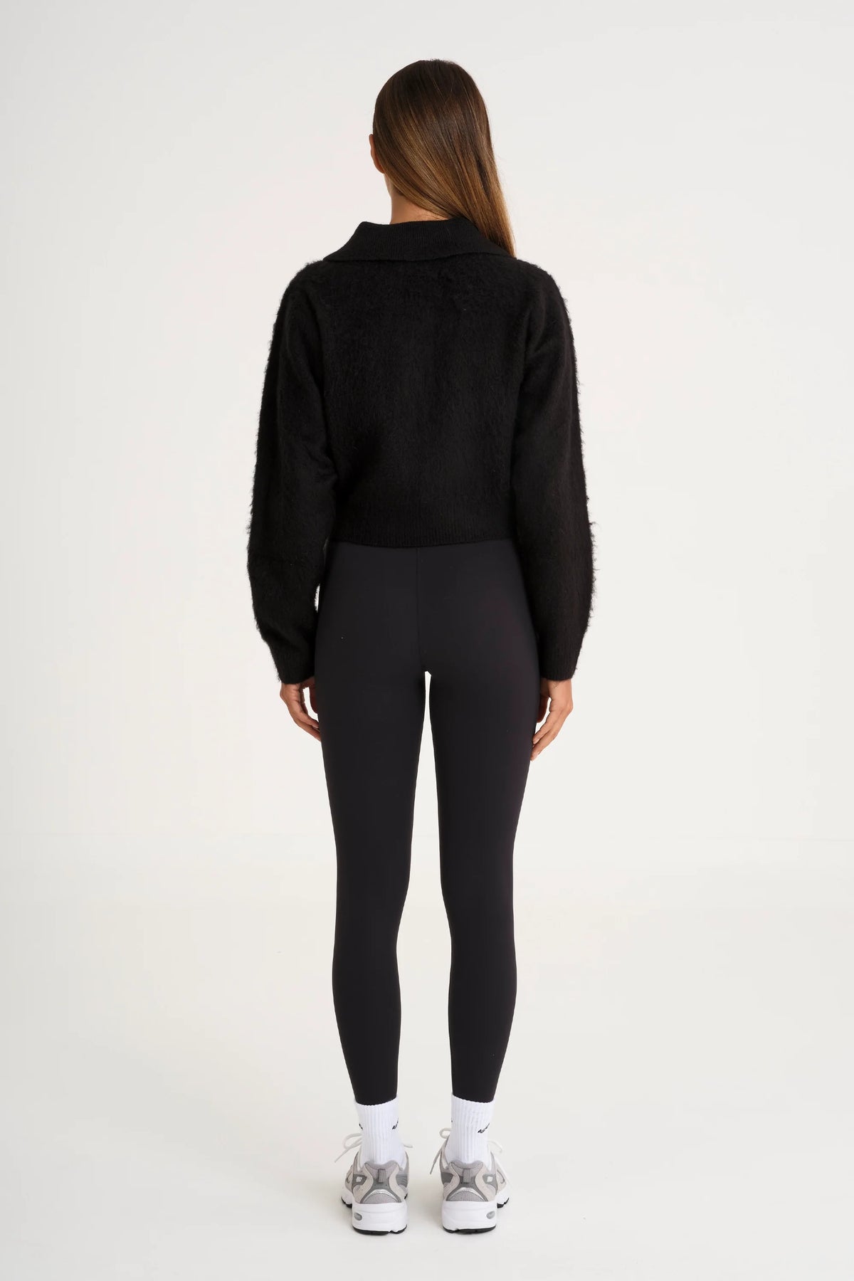 1/2 Button Polo Knit (Black)