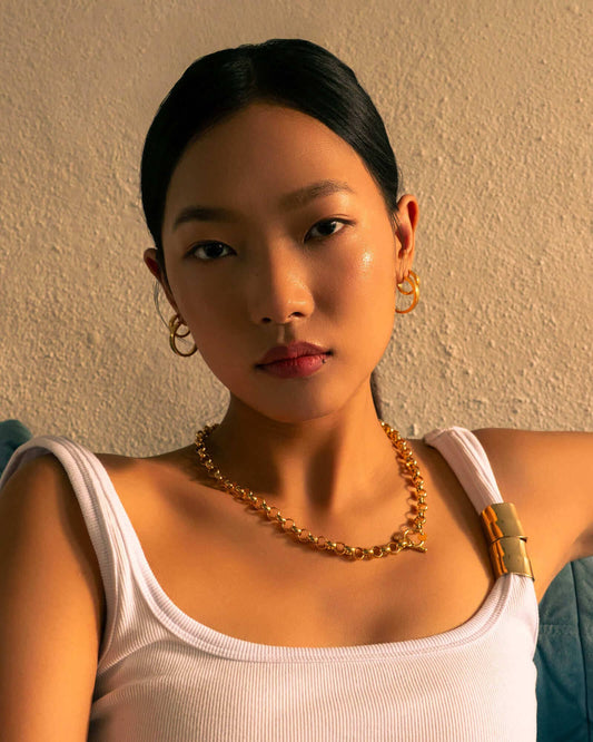 LAVANA Belcher T-Bar Gold Chain Necklace