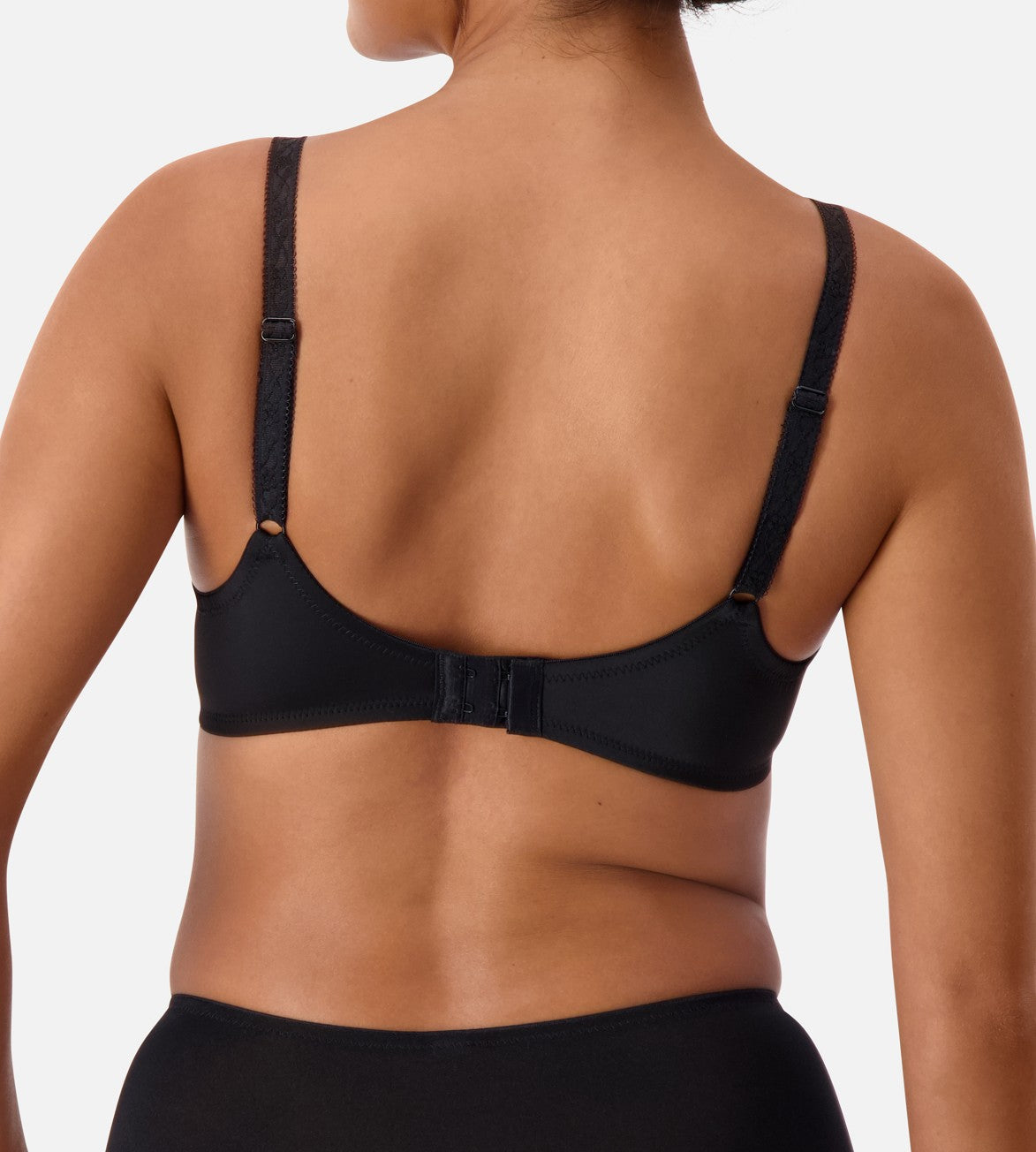 Triumph Formfit Embroidered Wired Bra (Black)