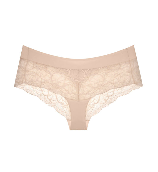 Triumph Body Make Up Illusion Lace Short (Nude Beige)