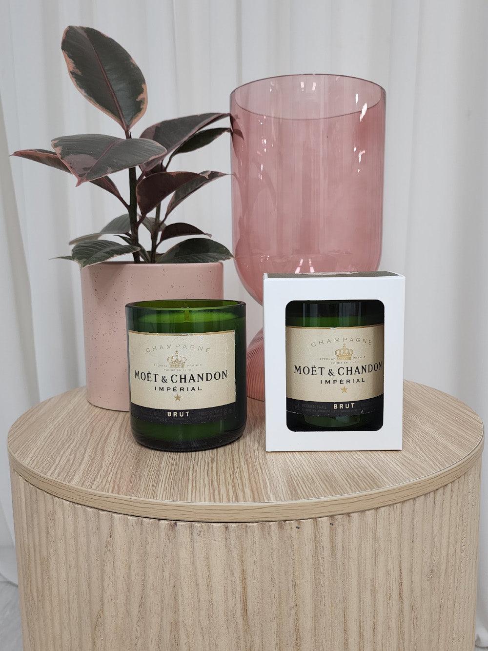 Image of Decor. Product name - Sabrage Champaign Candles Moet in Moet colour by brand - Cedargris