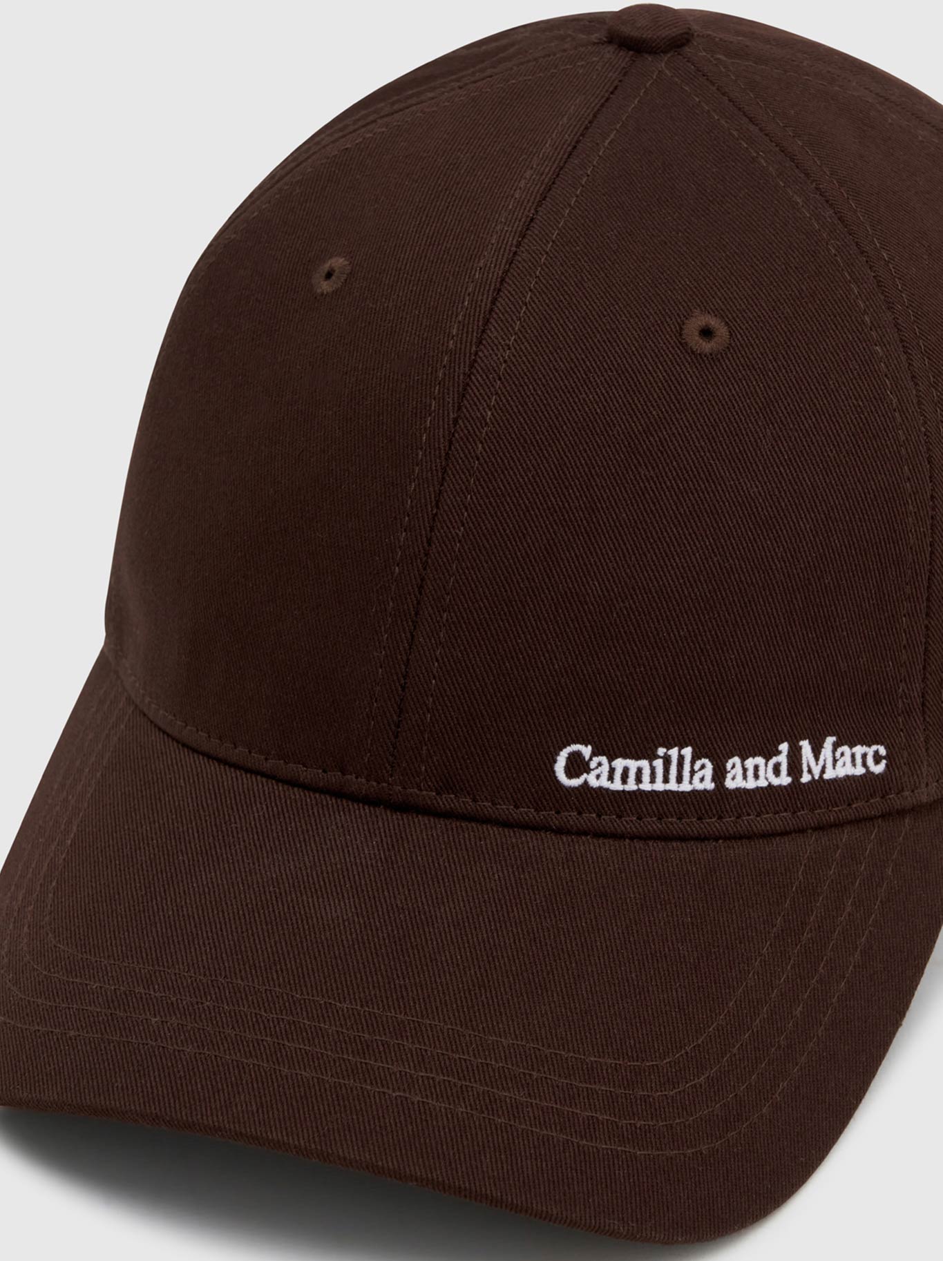 CAMILLA AND MARC THOME EMBROIDERED CAP (Black)