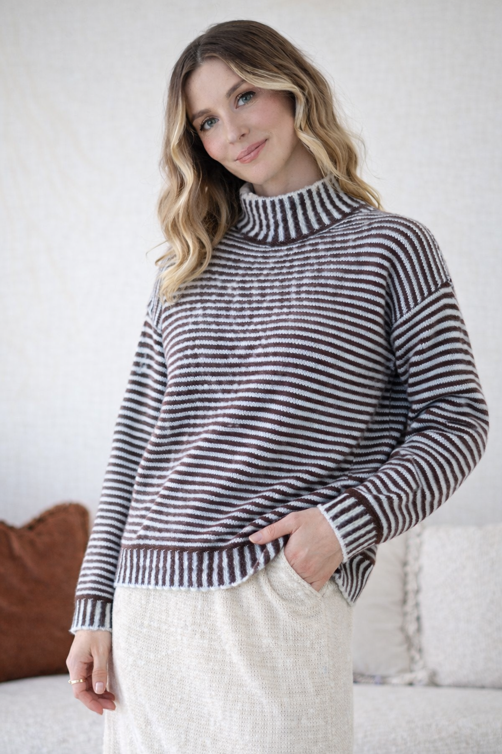 132 Fashion Billie Stripe Knit (Chocolate/Powder Blue)
