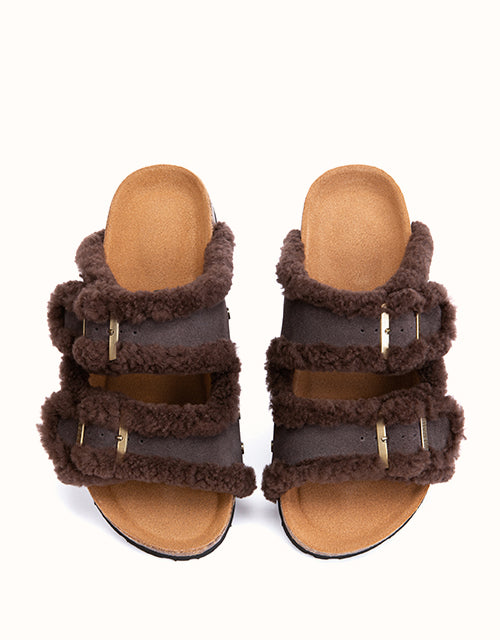 EVERAU® Rovelle Stud Slippers (Chestnut)