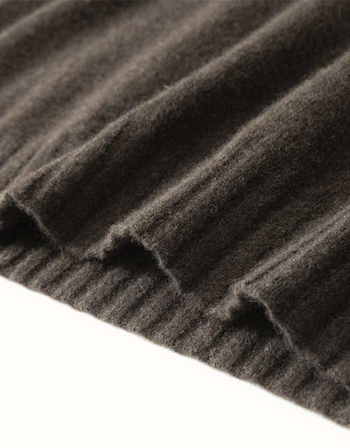 EVERAU® Moola Sweater (Chocolate)