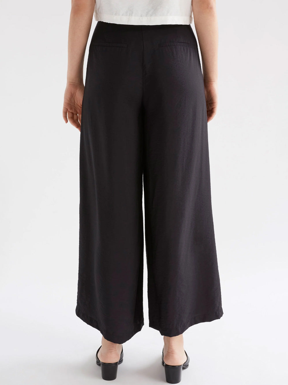 Elk Pressa Pant (Black)