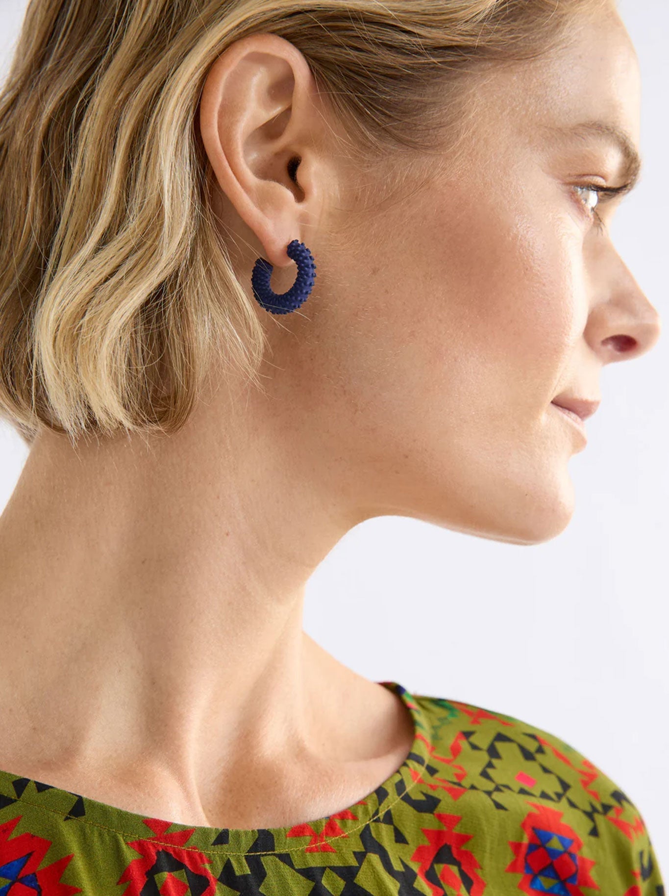 Elk Ekstaa Mini Hoop Earring (Mulberry)