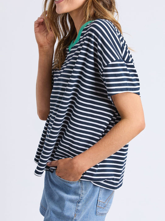 ELM SABRINA TEE (Navy White)