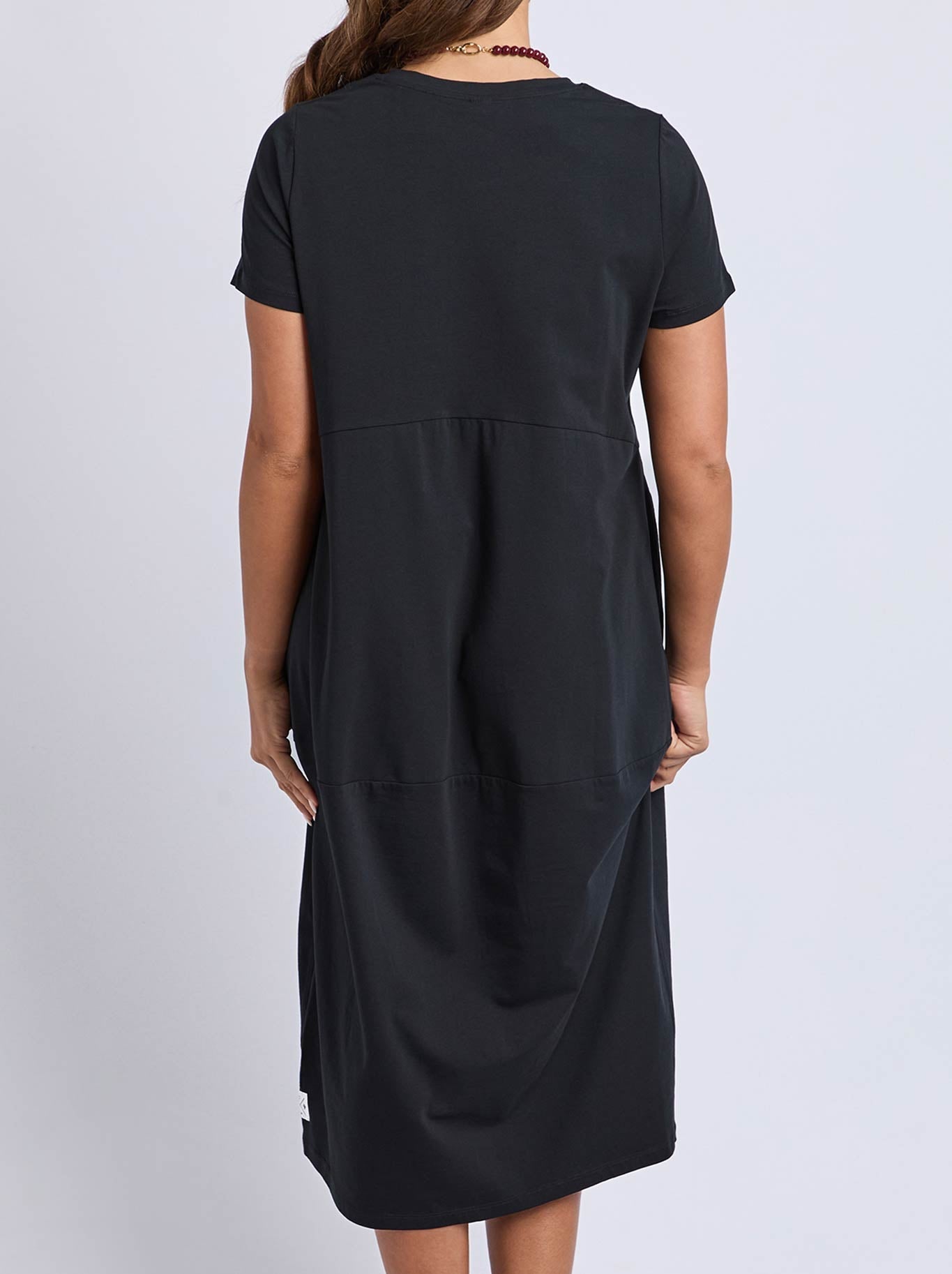ELM DIANA SHORT SLEEVE DRESS (Black)