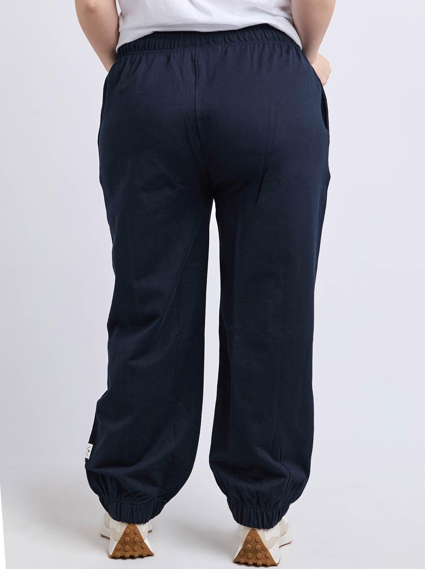 ELM AUBREY TRACKPANT (Dark Sapphire)