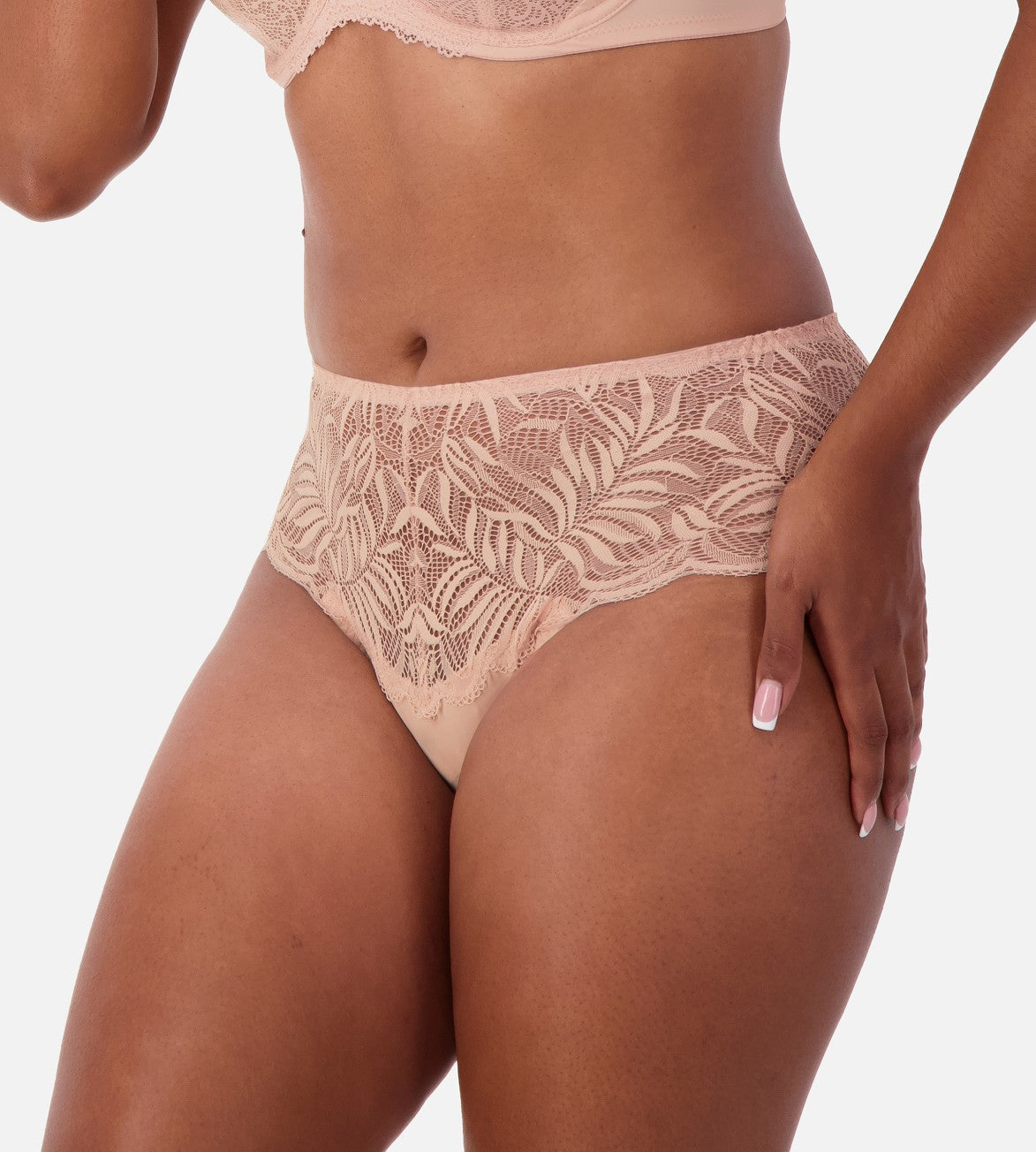 Triumph Essential Lace Maxi (Nude Pink)