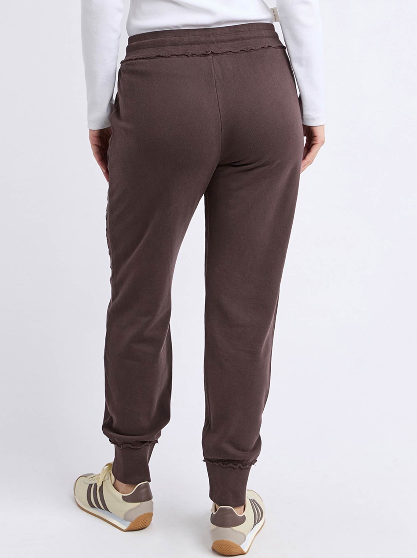Foxwood Simplified Trackpant (Coffee)