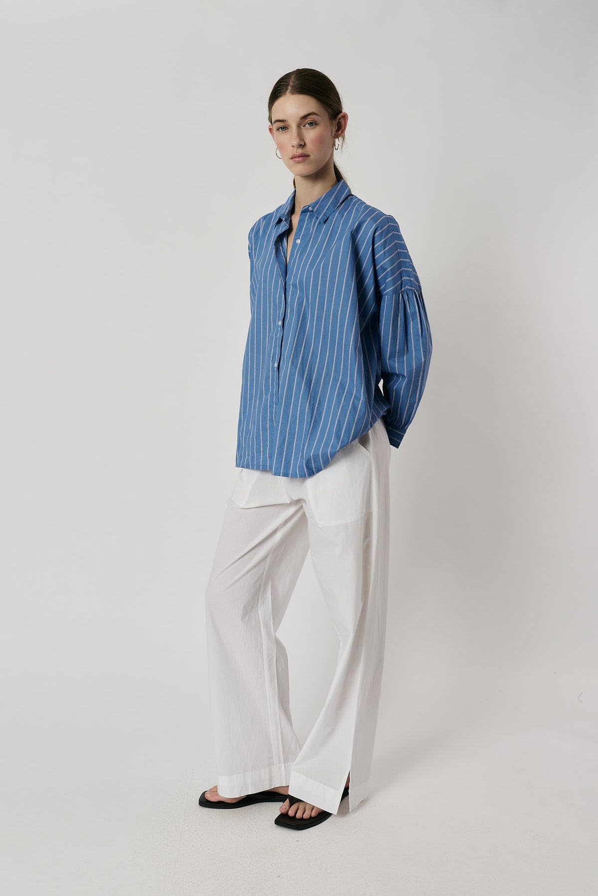 Giliann Kennedy Cut-Out Shirt Stripe (Blue)