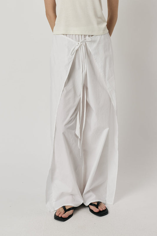 Giliann Luna Pant (White)