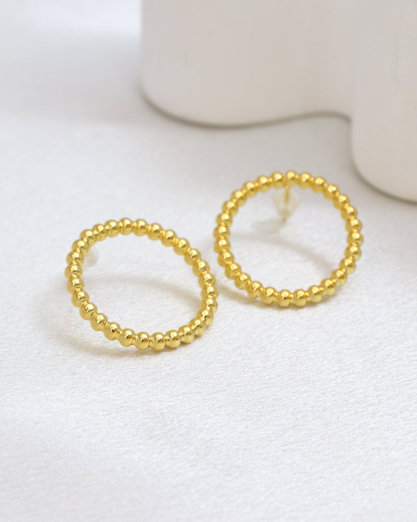 Heychic Livy Circle Earrings (Gold)