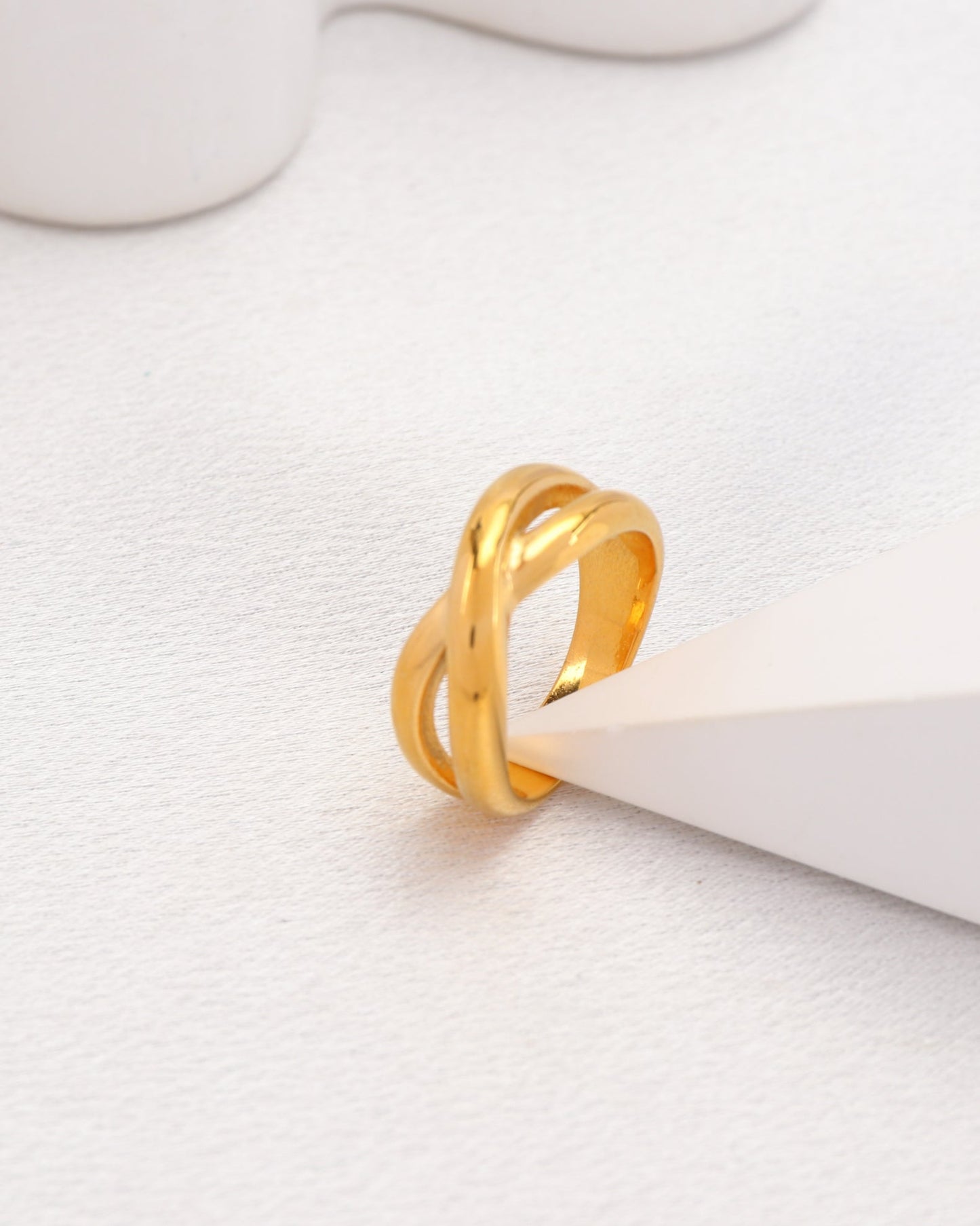 Heychic Intertwine Ring (Gold)