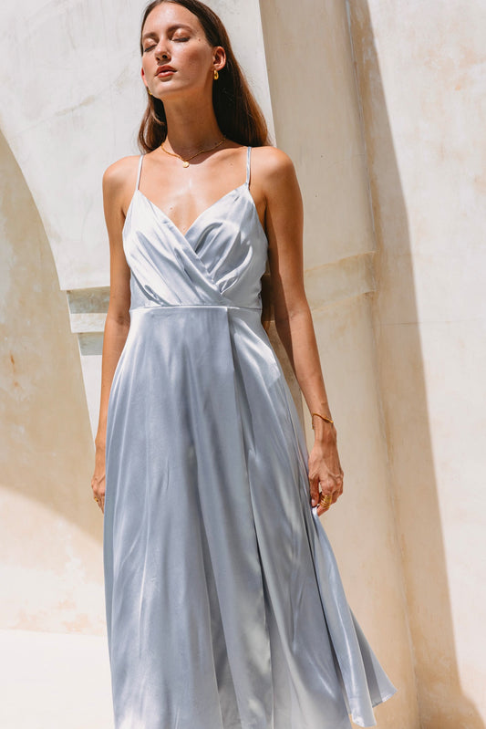 Heychic Eleanor Silver Satin Midi Dress (Blue)