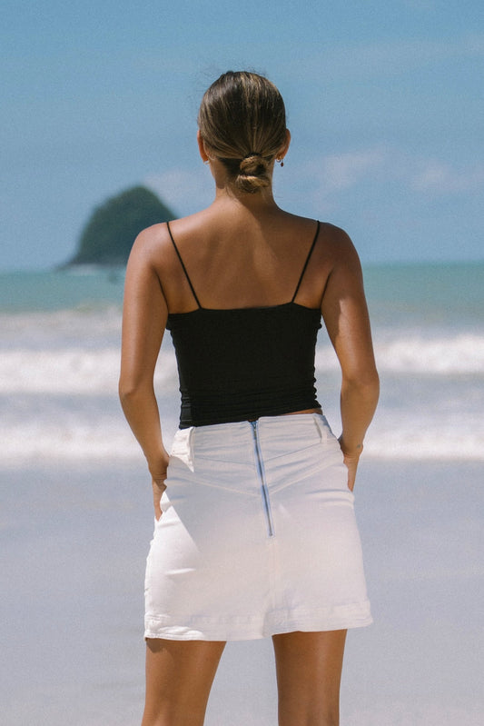 Heychic Piper Basic Cami Crop Top (Black)