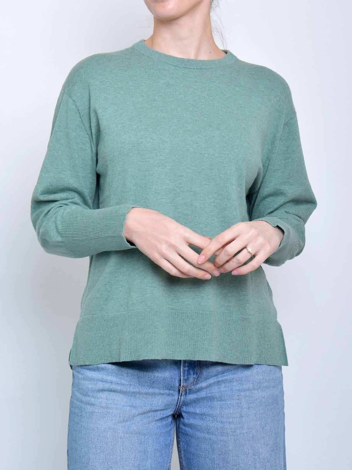 JAMES MELBOURNE CREW NECK KNIT (Light Blue)