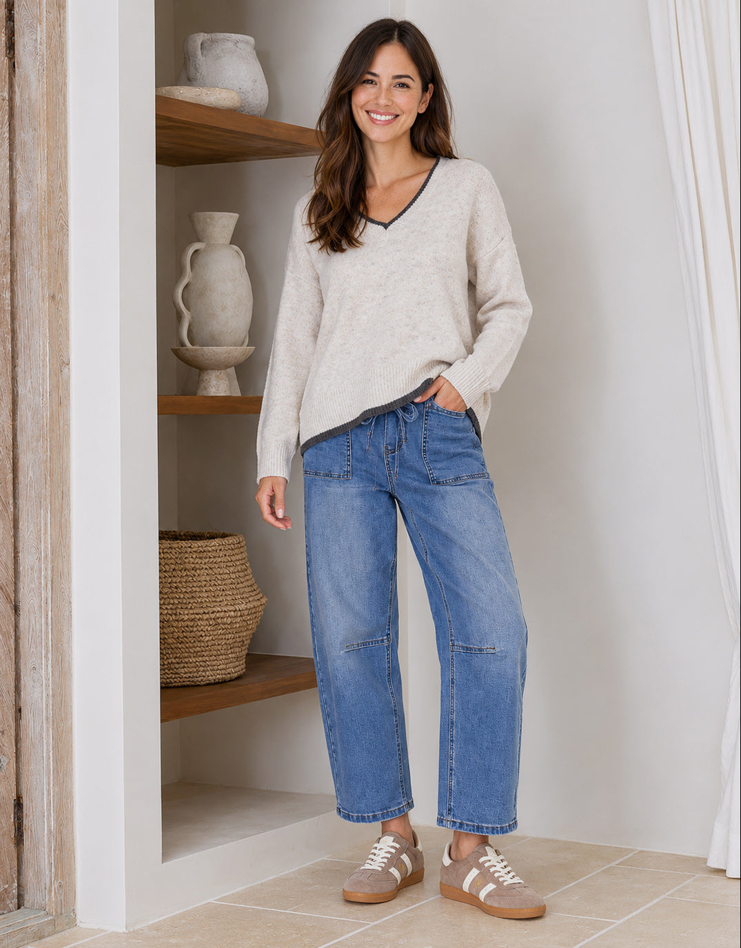 132 Fashion Jamie Contrast V Neck Knit (Latte/Choc)