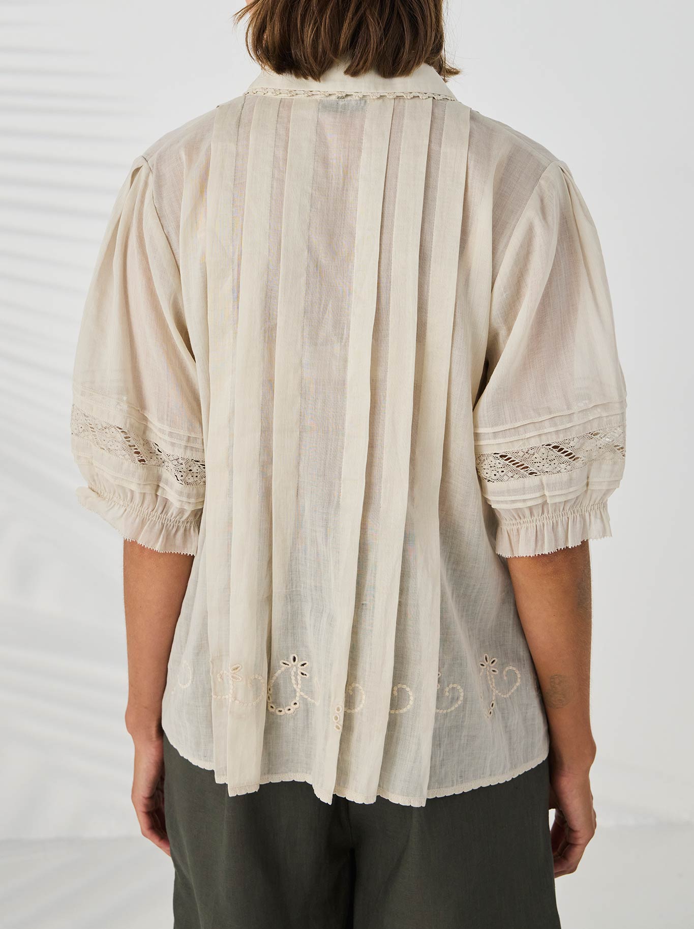 Lania The Label Kristal Shirt (Latte)
