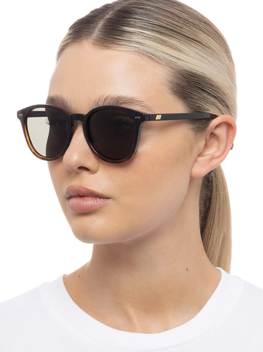 LE SPECS BANDWAGON SUNGLASSES (Black Tort)