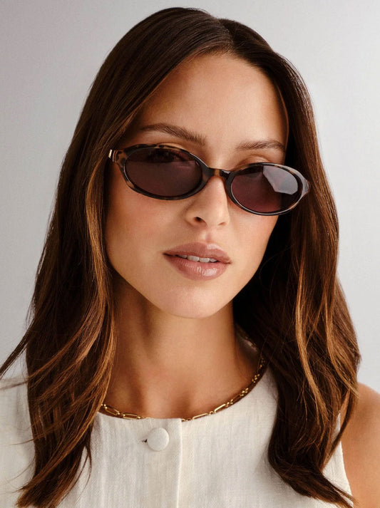 LE SPECS LUNITA SUNGLASSES (Tortoise)