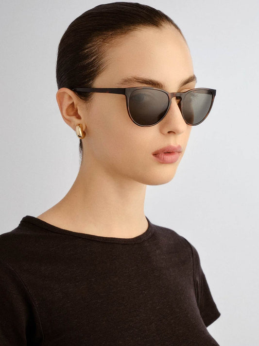 LE SPECS INVINCIBLE SUNGLASSES (Tortoise)