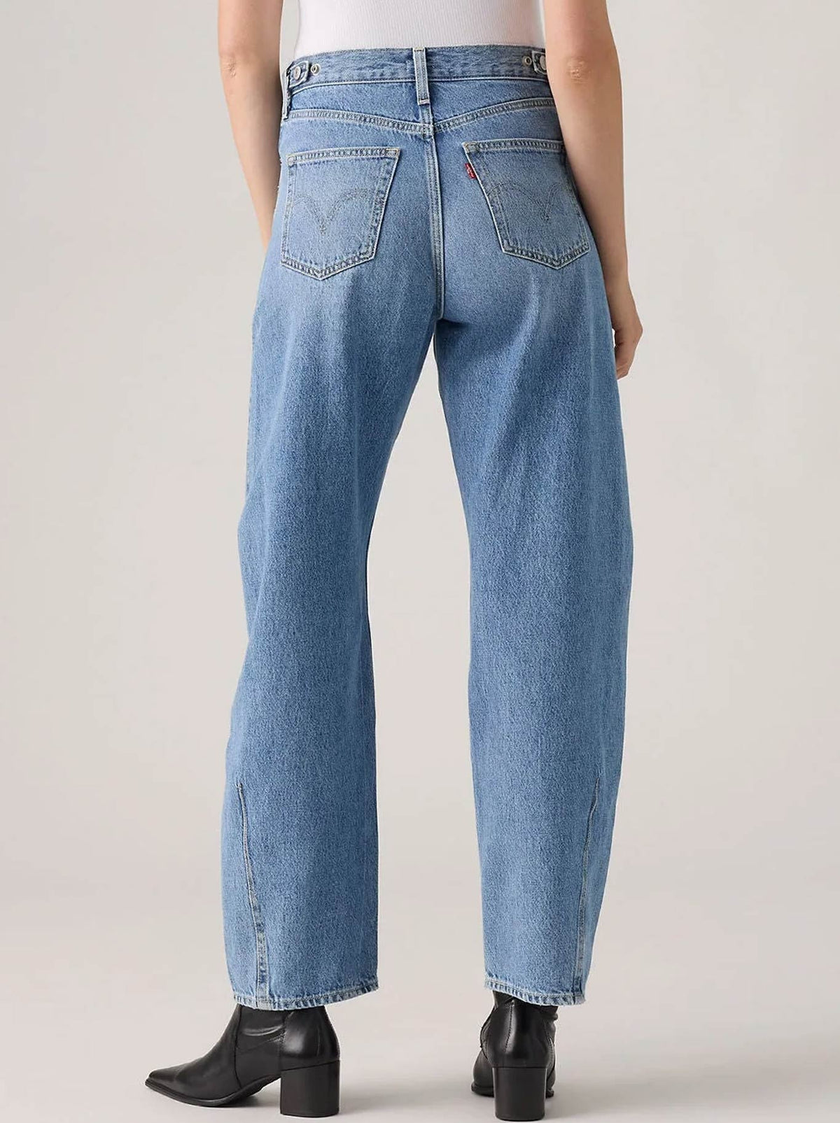LEVI'S CINCH BARREL JEAN (Let Love In)