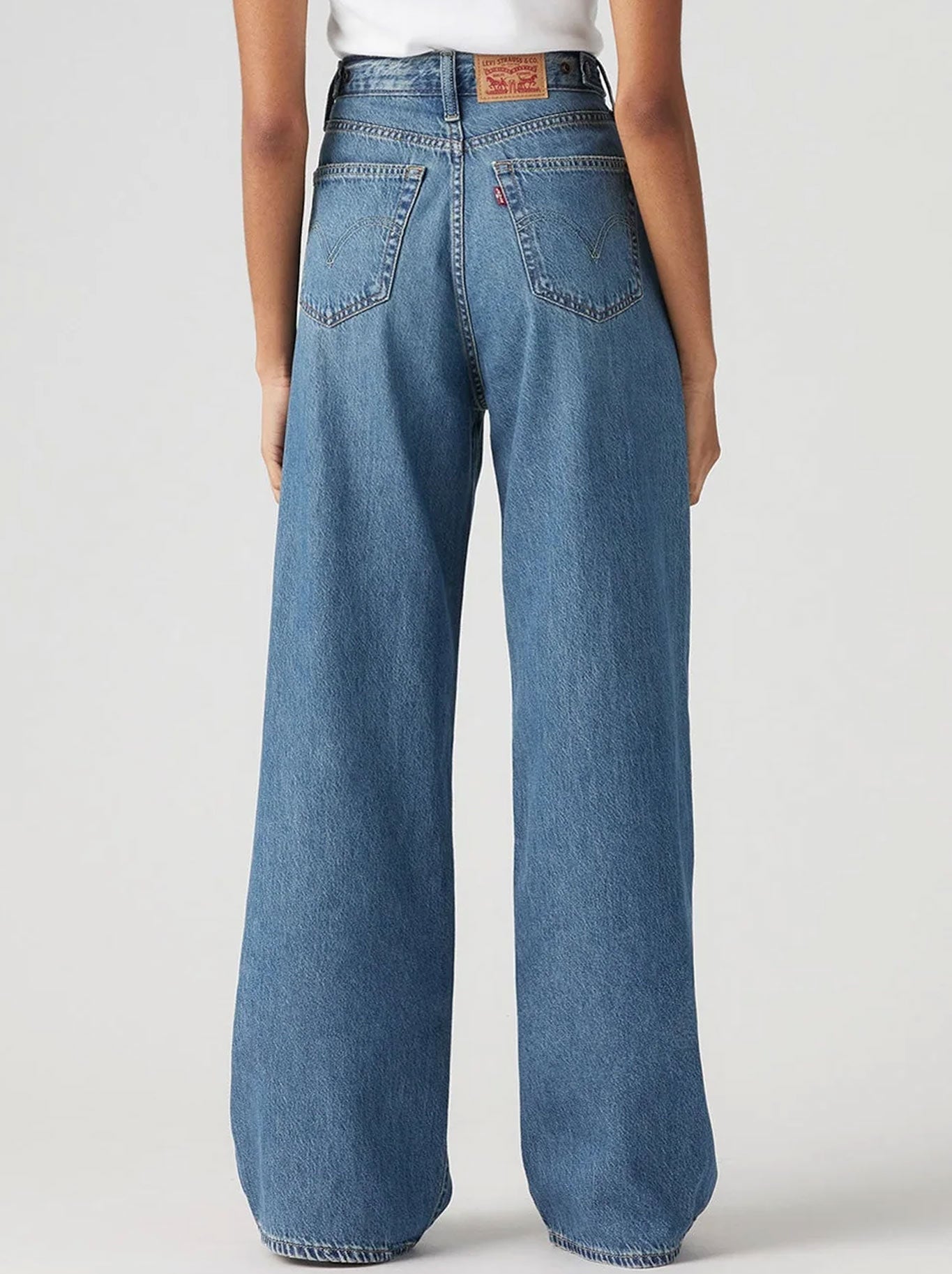 LEVI'S CINCH BAGGY JEAN (Chasing Dreams)