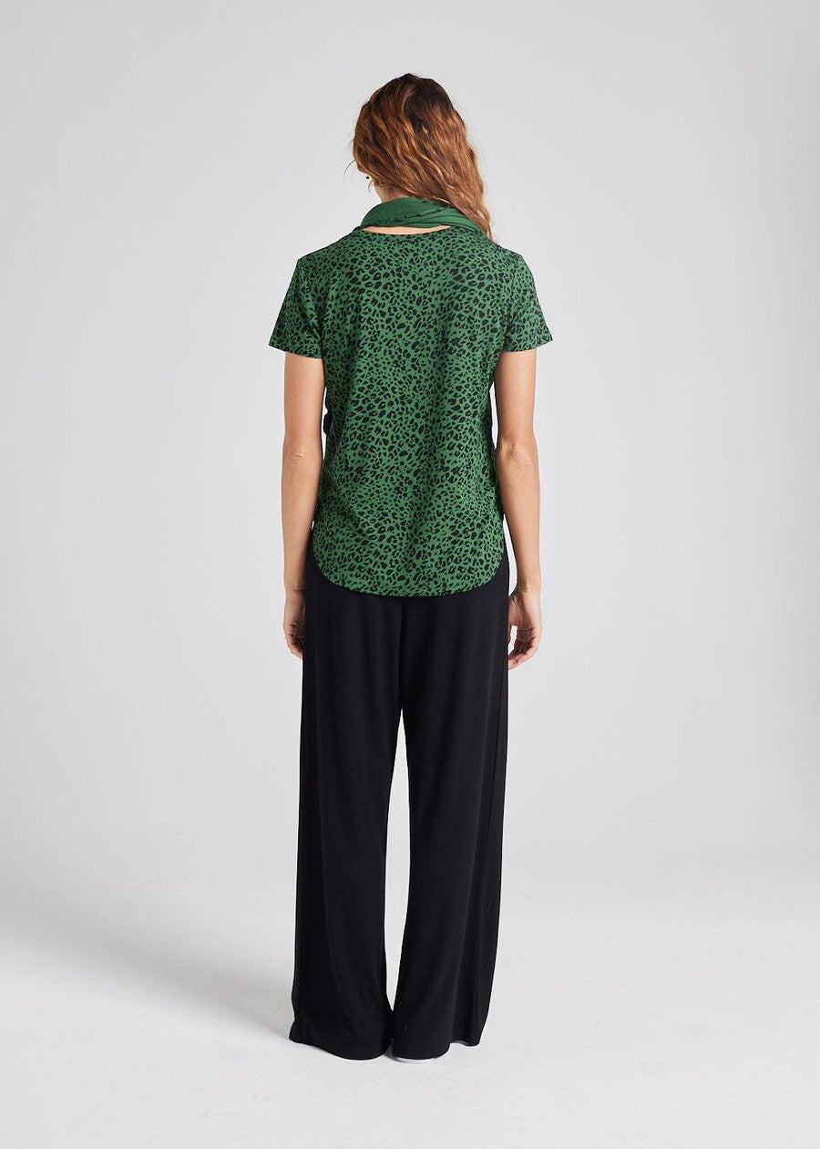 Lou Lou Veronica Bamboo V-Neck T-Shirt (Green Leopard)
