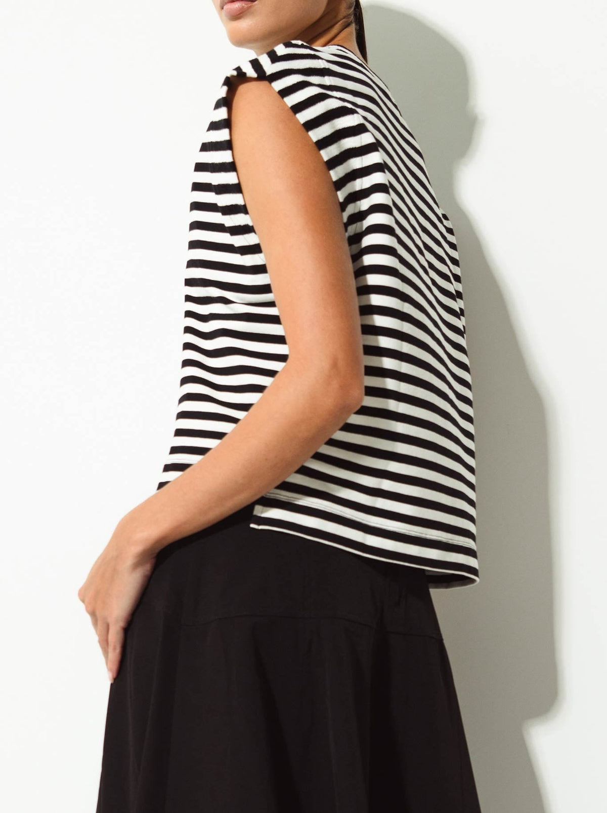 LOUNGE THE LABEL COMPORTA TOP (Black White)