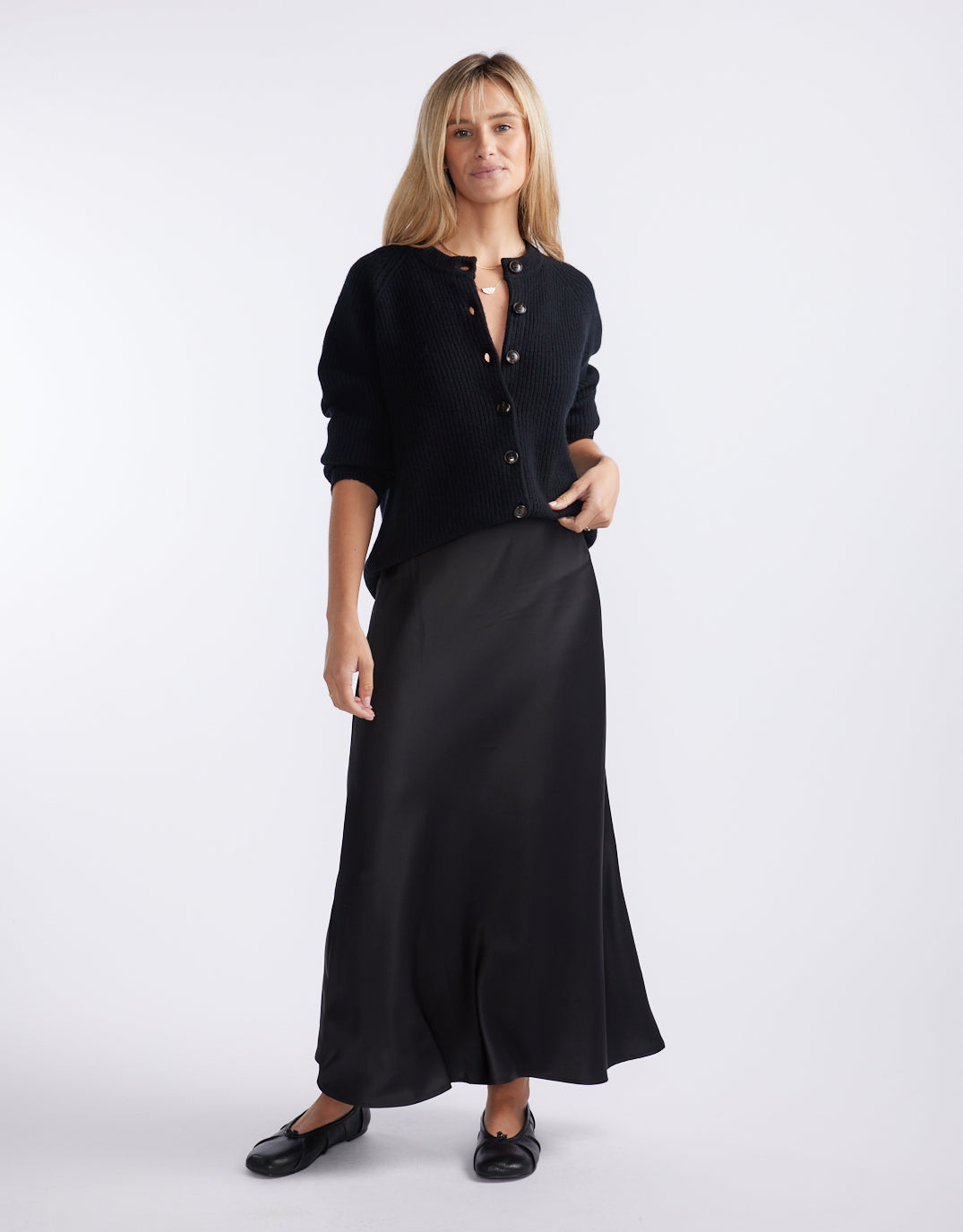White & Co. Maison Wool Cashmere Cardigan (Black)