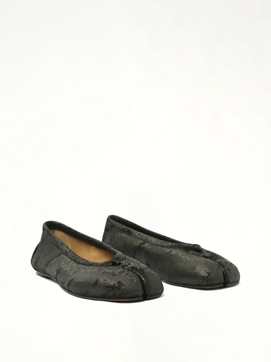 MAISON MARGIELA Crackling New Tabi Ballerina (Black)