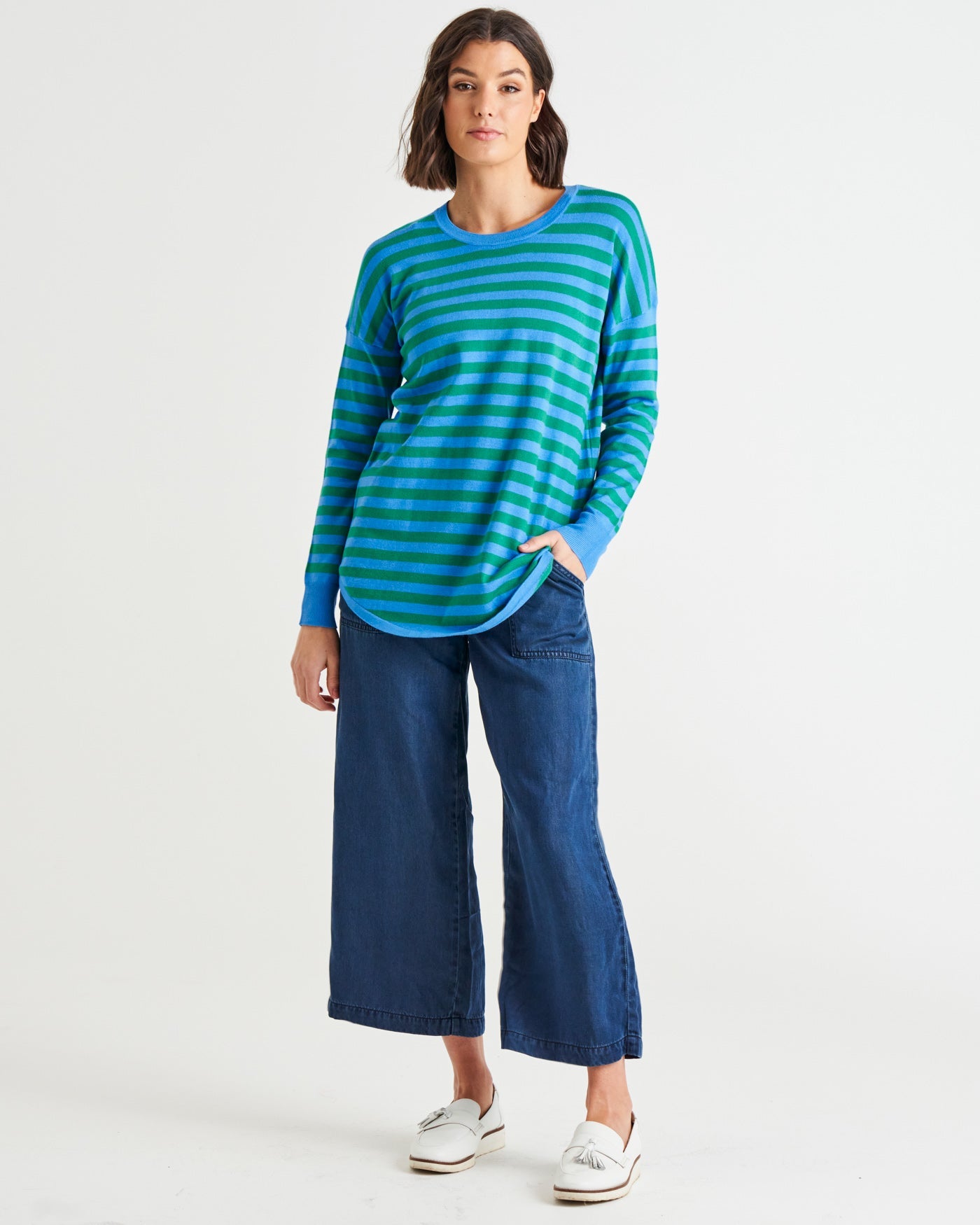 Betty Basics Sophie Lightweight Relaxed Knit Jumper (Green/Blue Stripe)