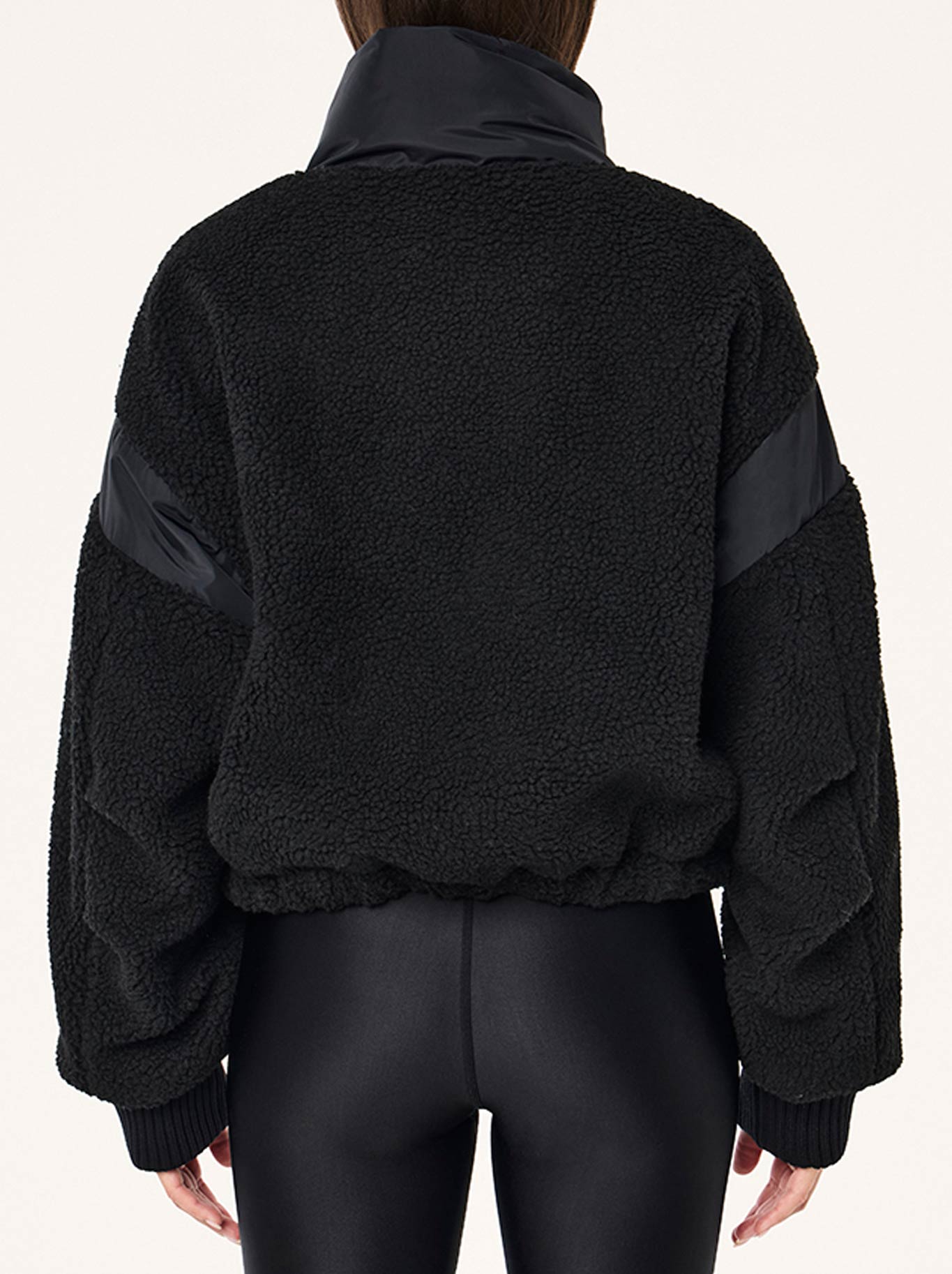 P.E NATION DISTRICT CROP JACKET (Black)