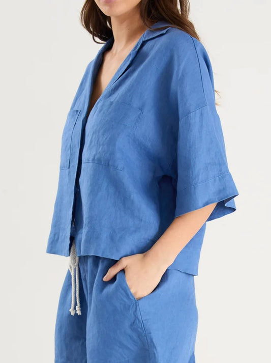 RE:UNION THE LABEL MEANDER LINEN BOXY SS SHIRT (Cornflour Blue Chambray)