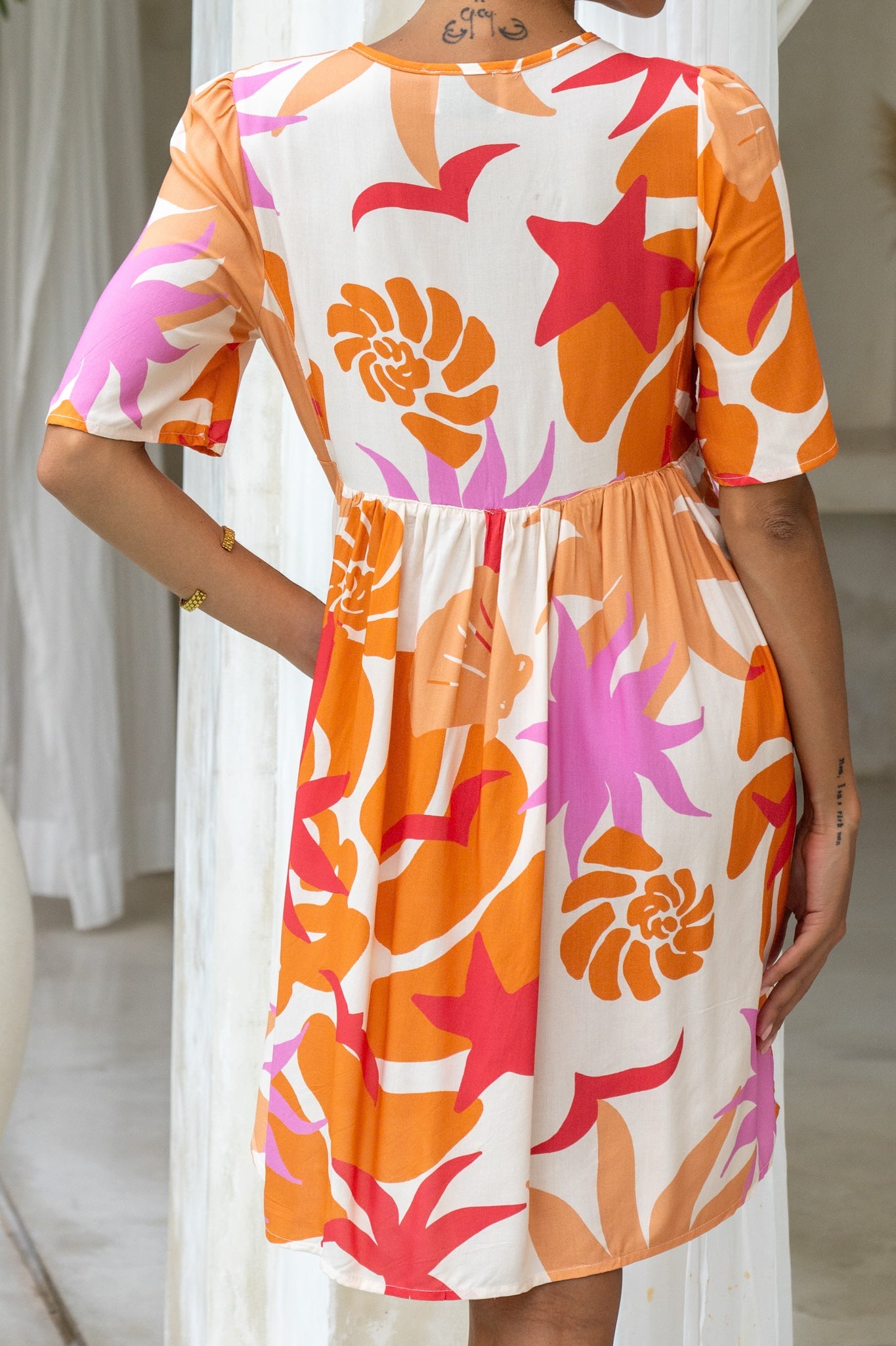Heychic Calinda Abstract V-Neck Mini Dress (Orange)