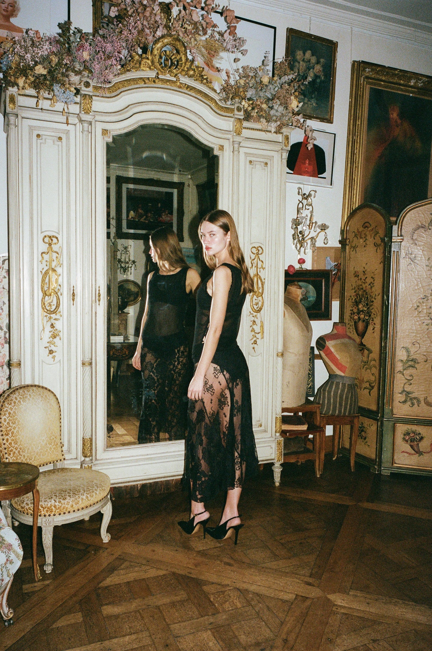Alexis Midi Skirt (Black)
