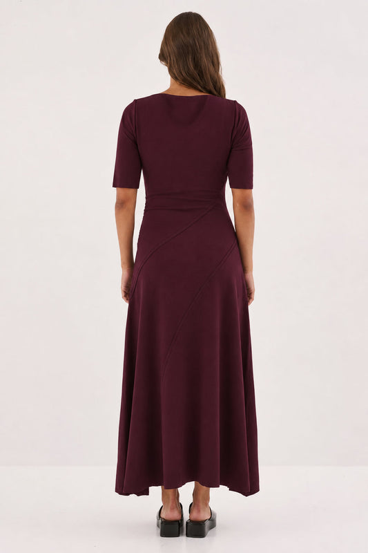 Sass Clothing Jade Short Sleeve Jersey Dress (Burgundy)