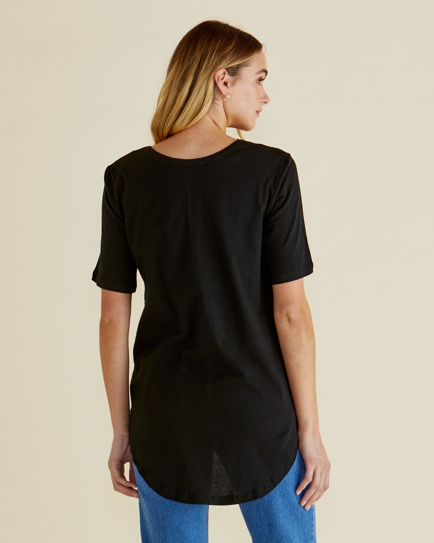 Betty Basics Ariana Tee (Black)