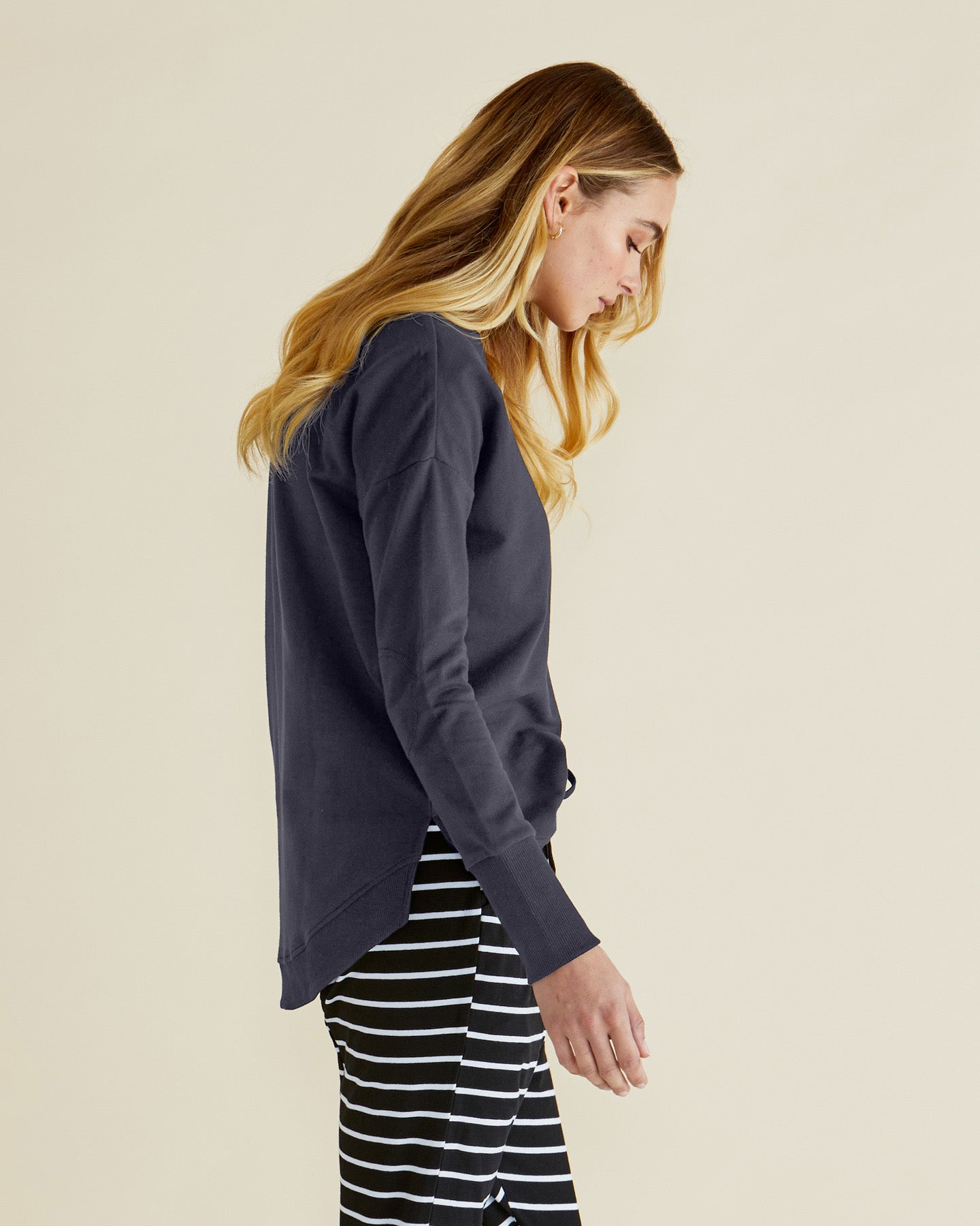 Betty Basics Lucy French Terry Sweat (Gunmetal)