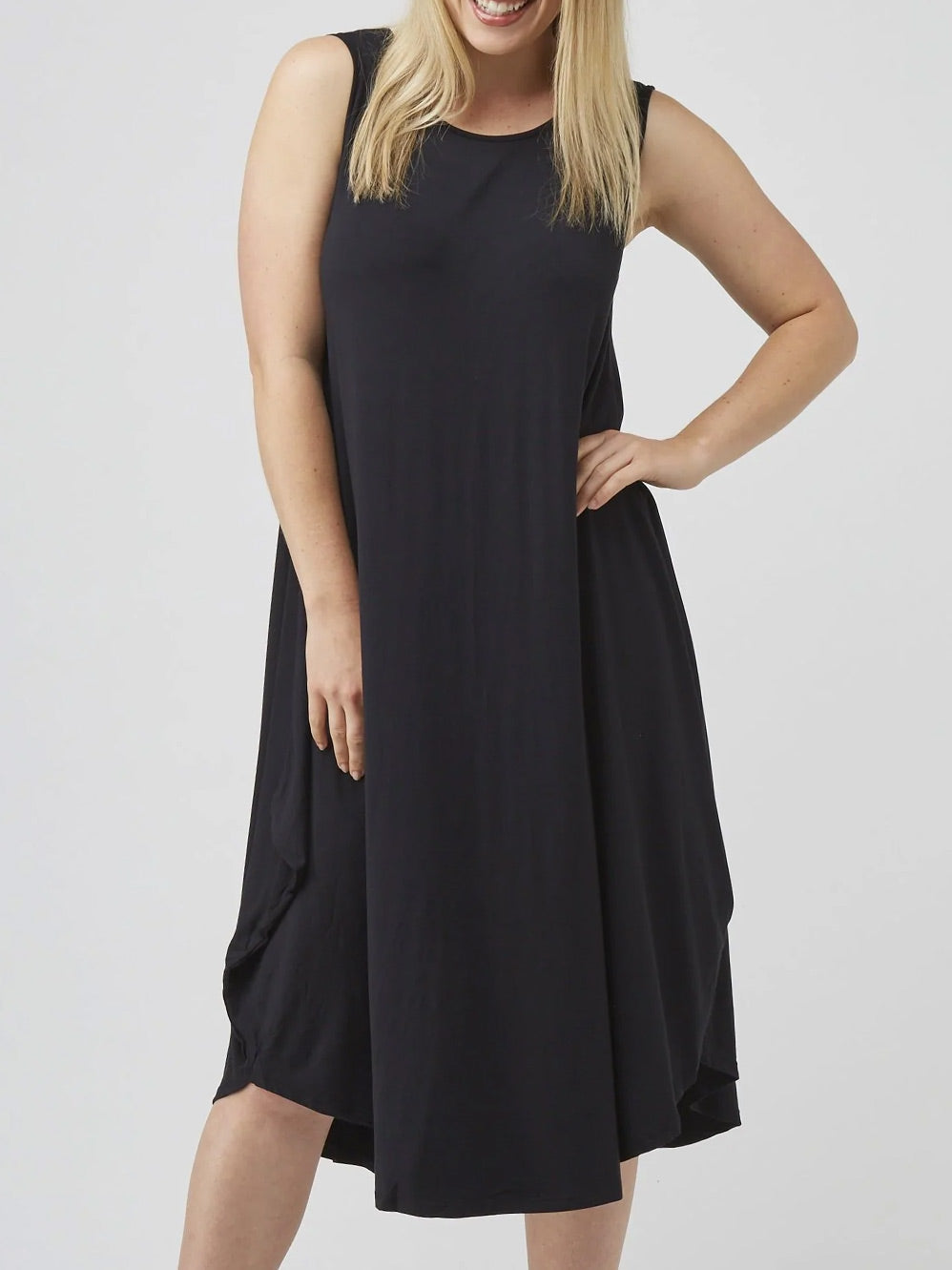 Tani Sleeveless Tri Dress (Black)